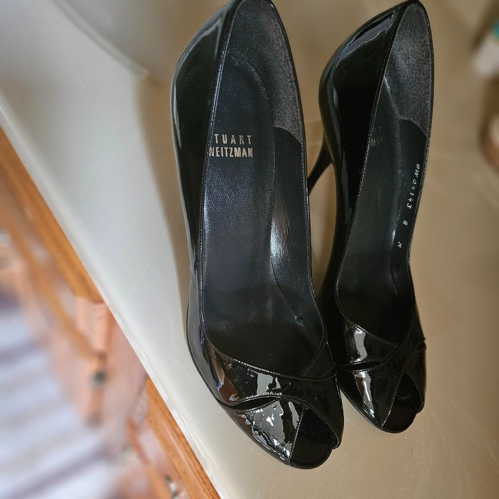 Stuart Weitzman black Criss cross heels size 8 medium - Picture 2 of 6